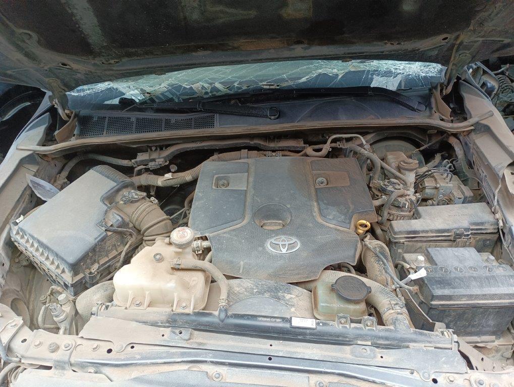  Toyota HILUX 2016    EN DESARME